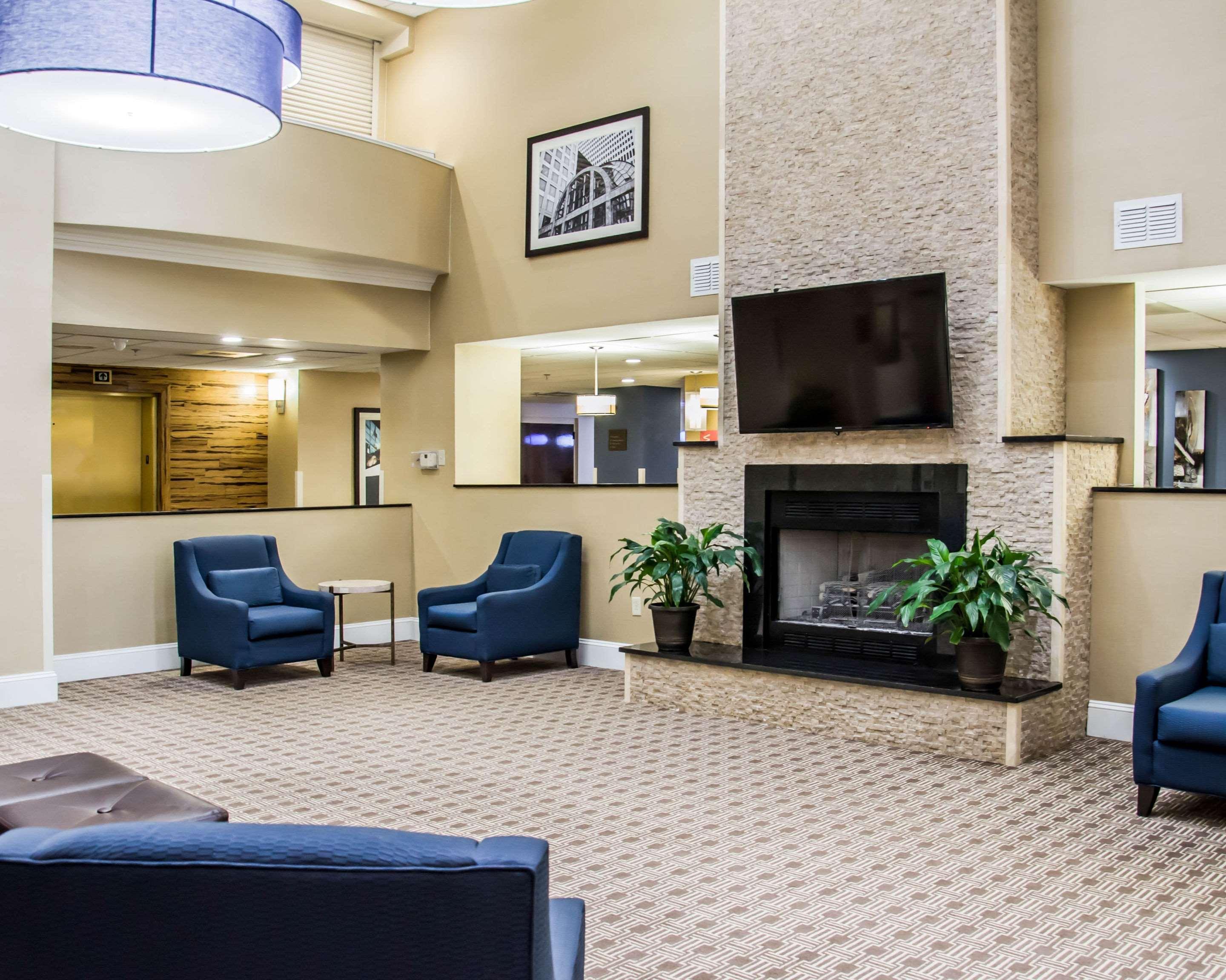 Comfort Suites University - Research Park Charlotte Exterior photo