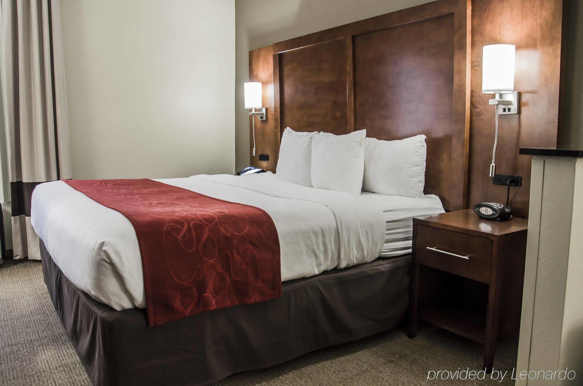 Comfort Suites University - Research Park Charlotte Exterior photo